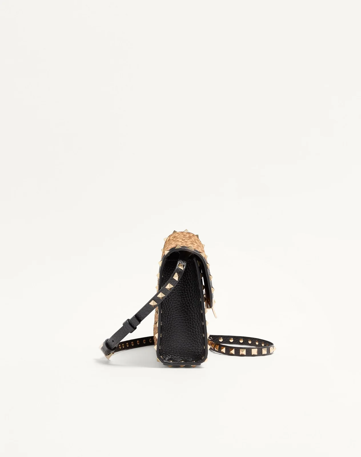 Маленькая сумка через плечо Valentino Garavani Rockstud из телячьей кожи с ворсистой отделкой и анималистичным принтом — фото 4