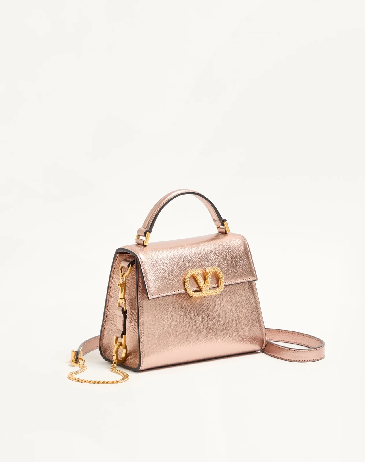 Мини-сумка с ручкой Valentino Garavani VSLING из ламинированной зернистой телячьей кожи с ювелирным логотипом — фото 3