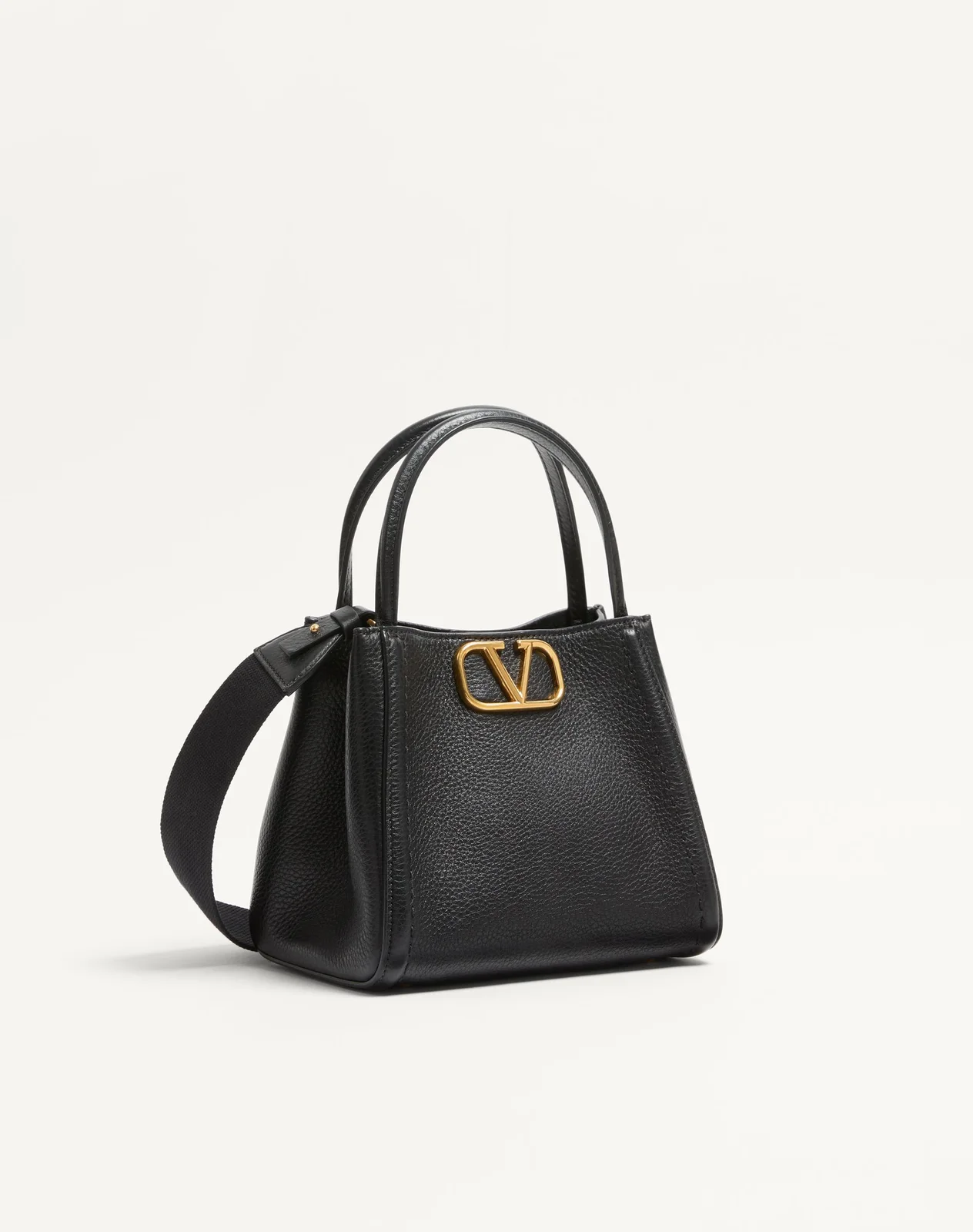 Маленькая сумка с ручками Valentino Garavani Alltime из зернистой телячьей кожи — фото 2