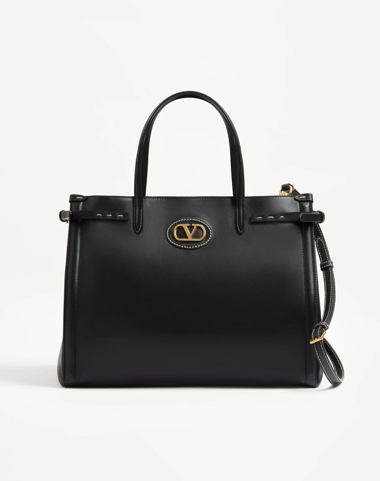 Сумка-тоут среднего размера Valentino Garavani Antibes из телячьей кожи — фото 1