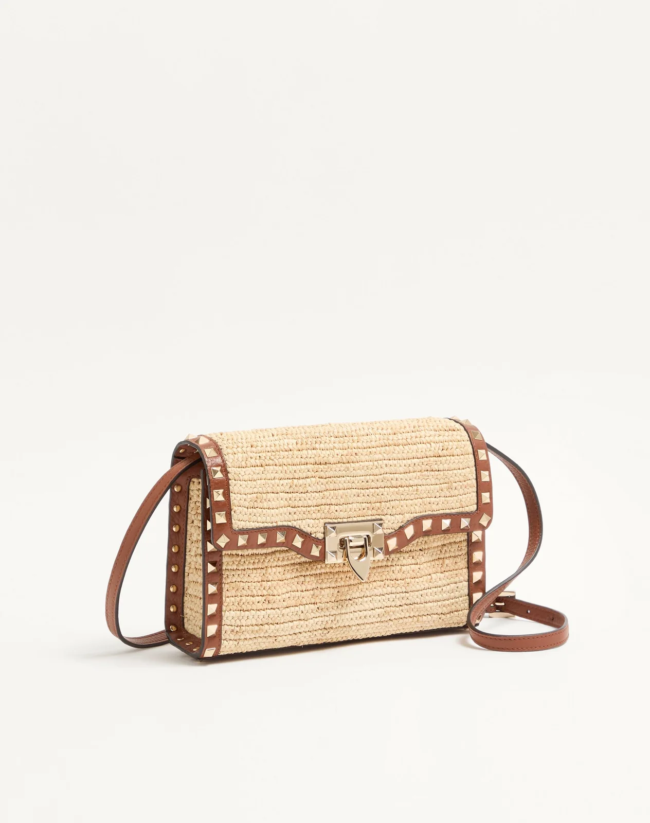 Маленькая сумка через плечо Valentino Garavani Rockstud из рафии — фото 3