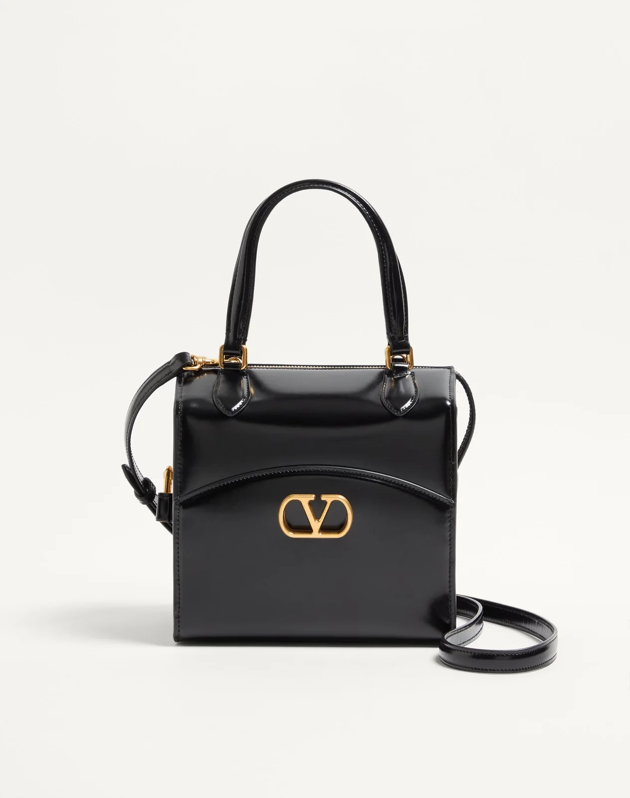 Сумка-боулинг Valentino Garavani Vain-Case из глянцевой телячьей кожи — фото 1