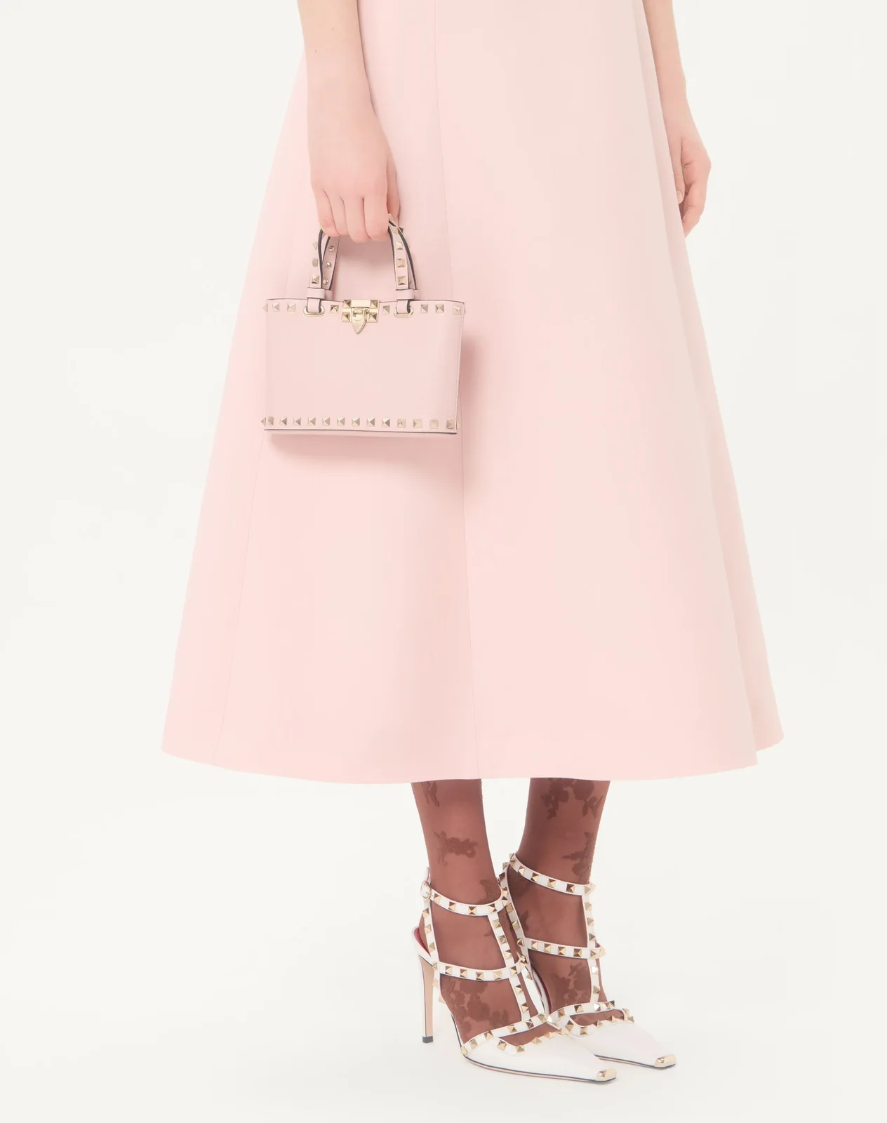 Мини-сумка-тоут Rockstud из зернистой телячьей кожи — фото 2