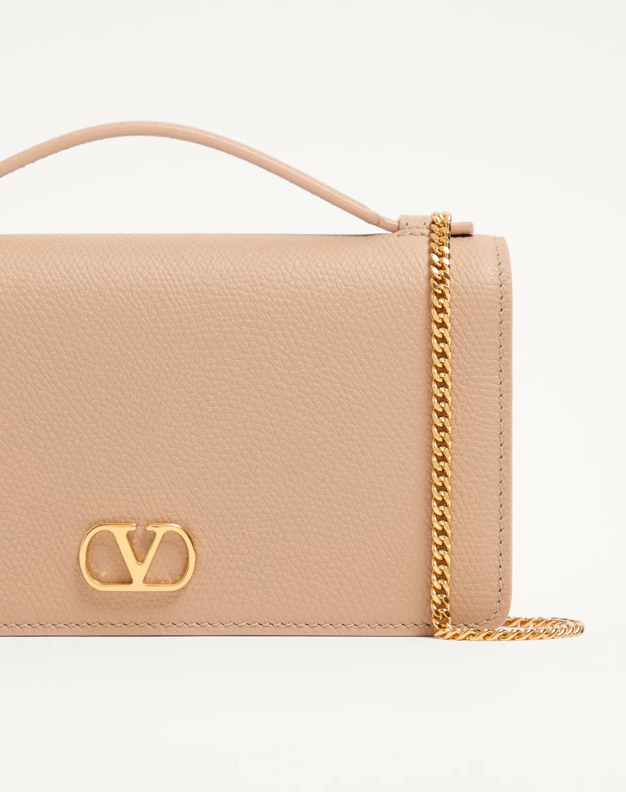 Кошелёк на цепочке VLogo Signature из зернистой телячьей кожи — фото 7