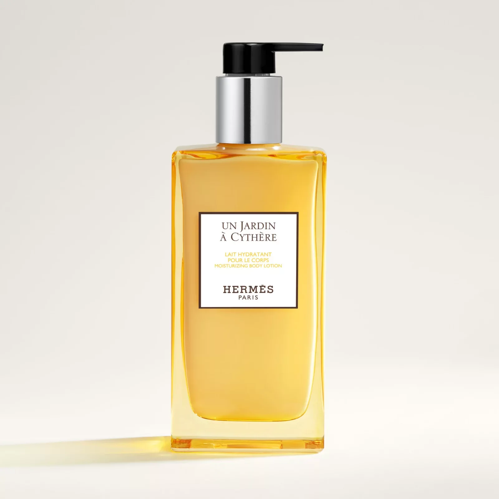 Увлажняющий лосьон для тела «Сады Кисиры» от Hermès