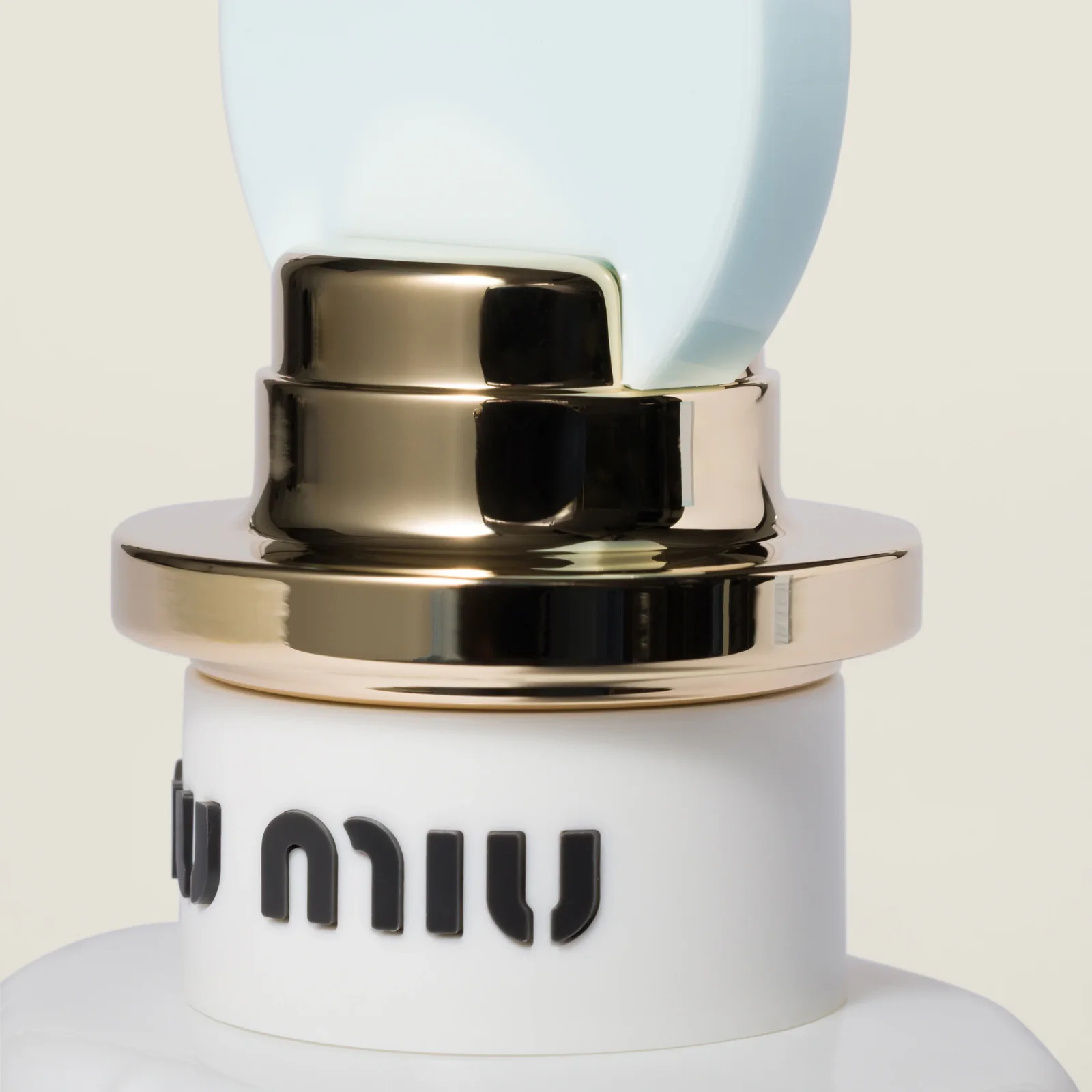 Miu Miu Fleur de Lait парфюмированная вода 50 мл — фото 3