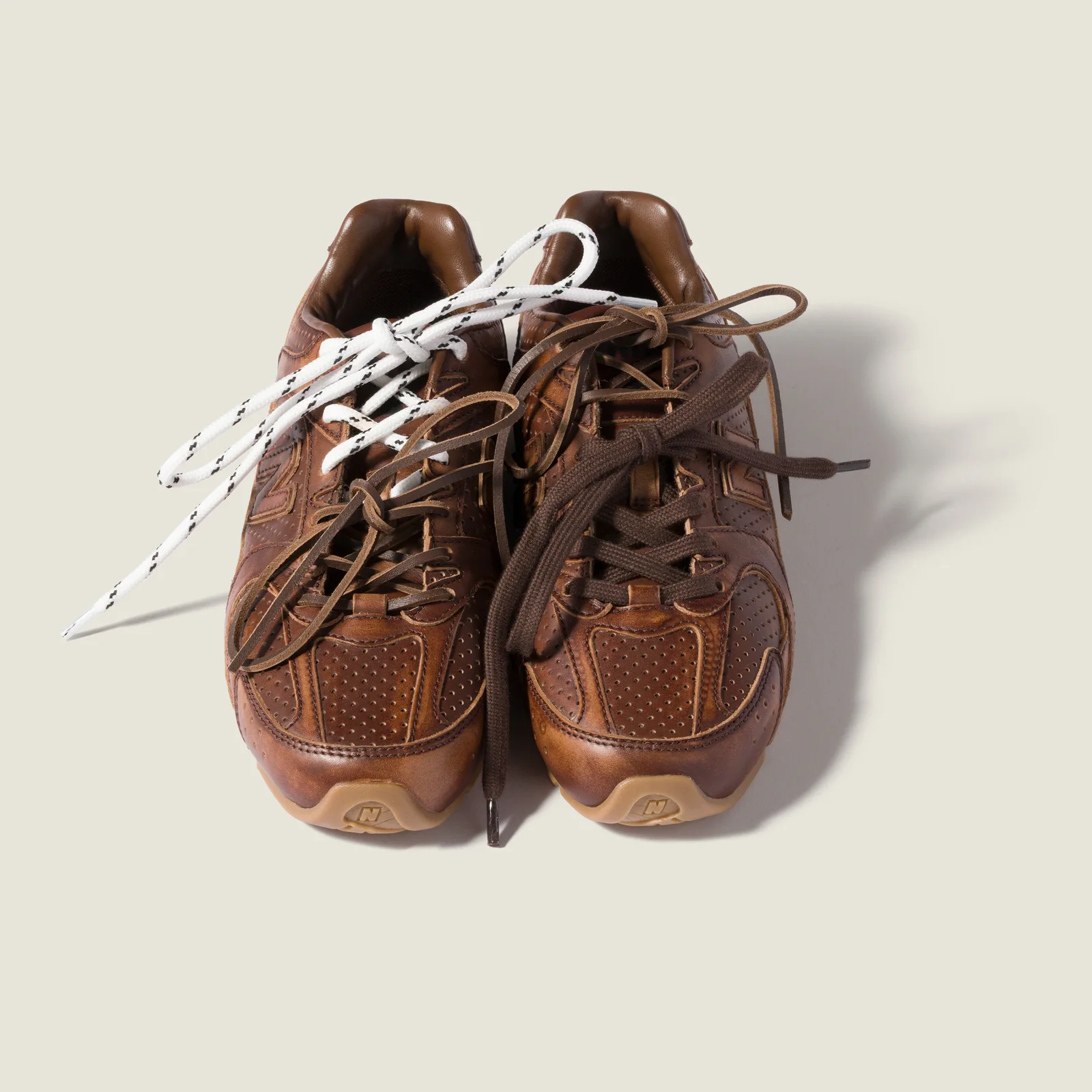 Кроссовки New Balance x Miu Miu 530 SL из декоративной кожи — фото 4