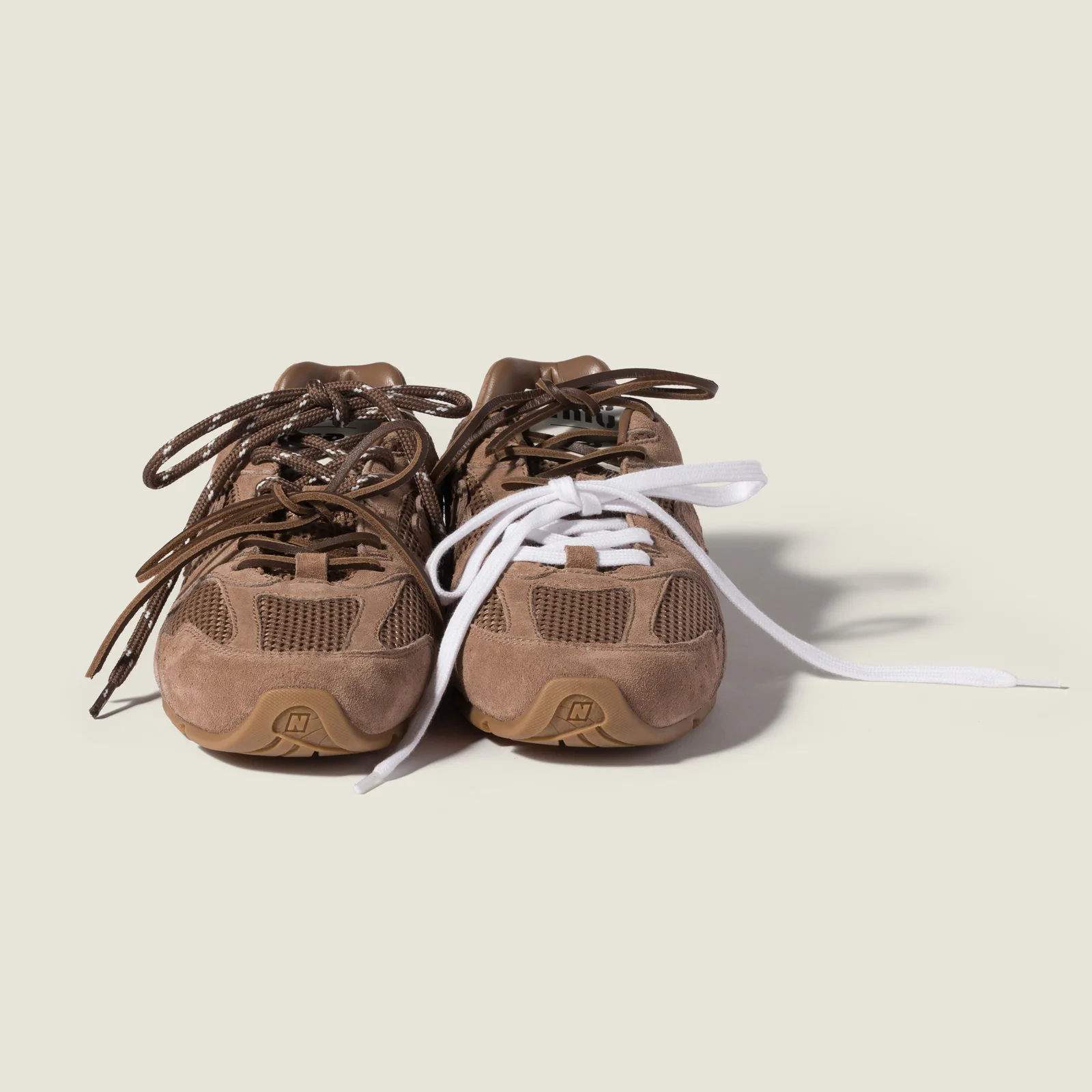 Кроссовки New Balance X Miu Miu 530 SL из замши и сетки — фото 4