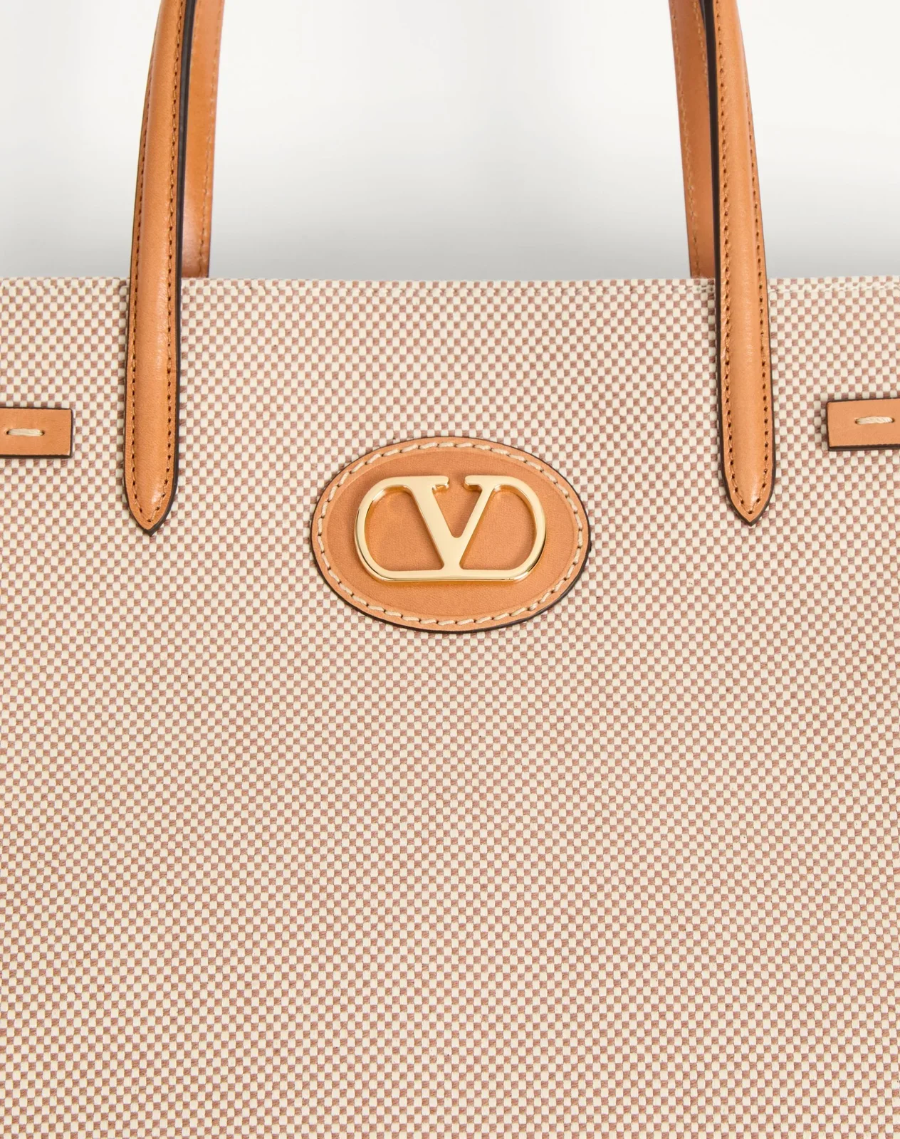 Сумка-тоут среднего размера Valentino Garavani Antibes из канваса — фото 6