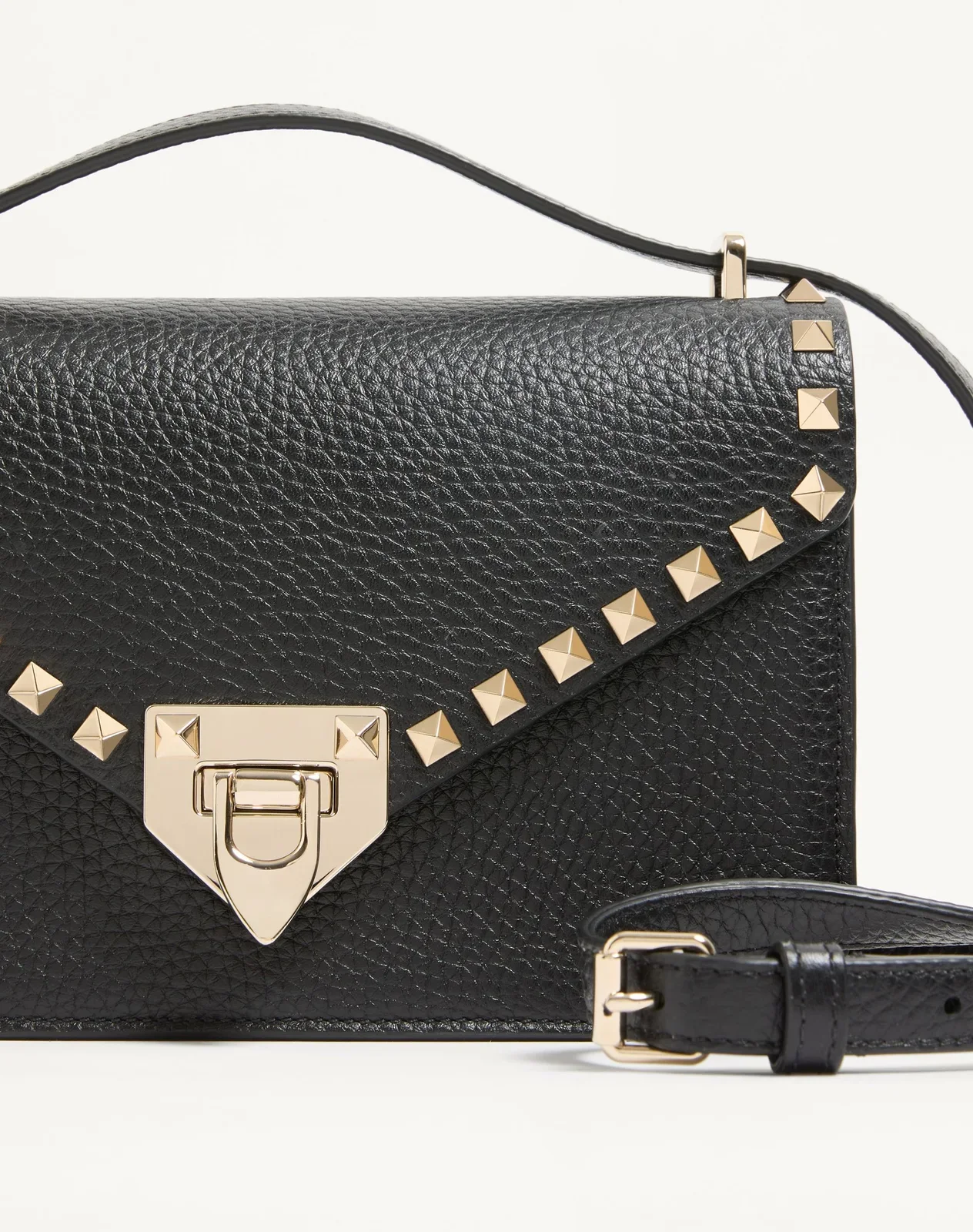 Маленькая сумка через плечо Valentino Garavani Rockstud из зернистой телячьей кожи — фото 8