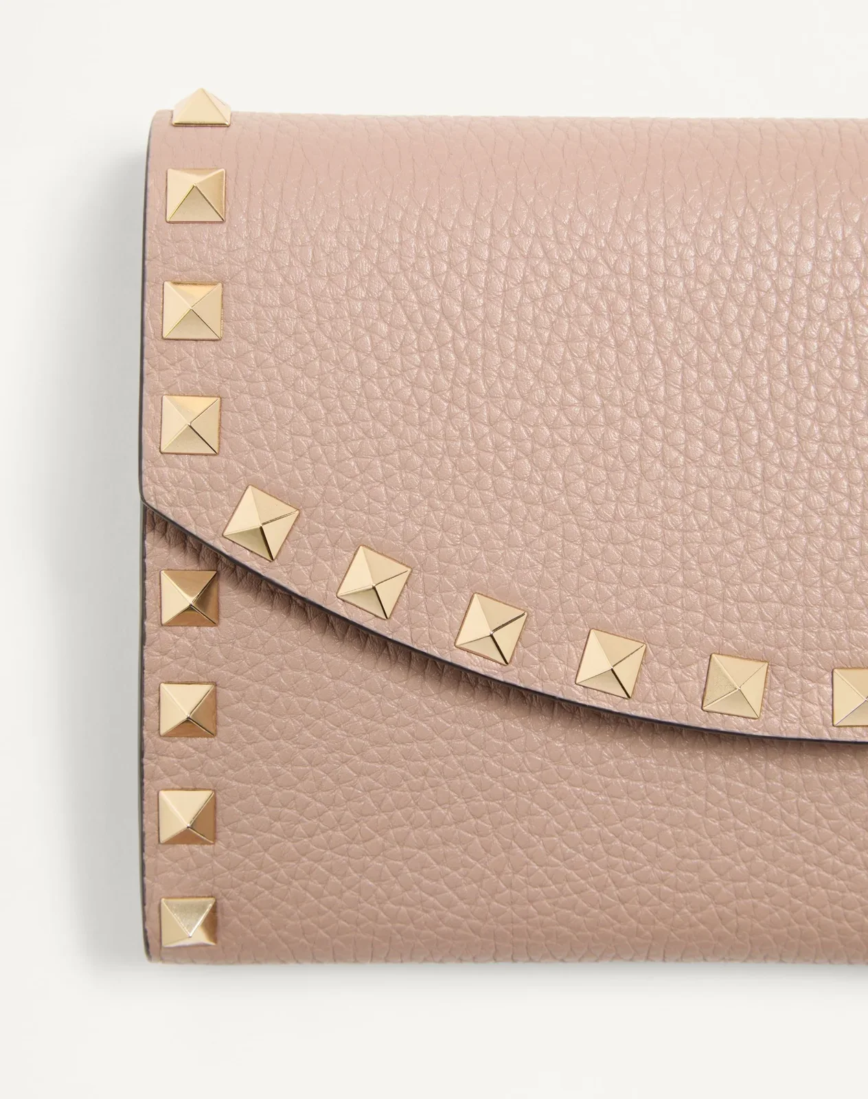 Кошелёк на цепочке Rockstud из зернистой телячьей кожи — фото 7