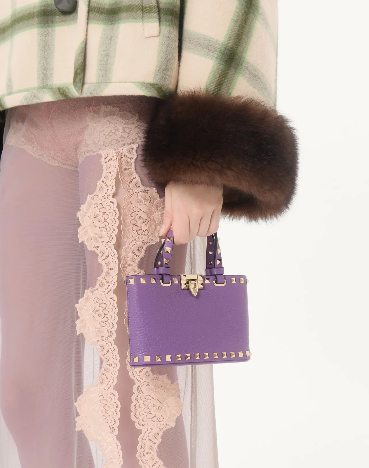Мини-сумка-тоут Rockstud из зернистой телячьей кожи — фото 2