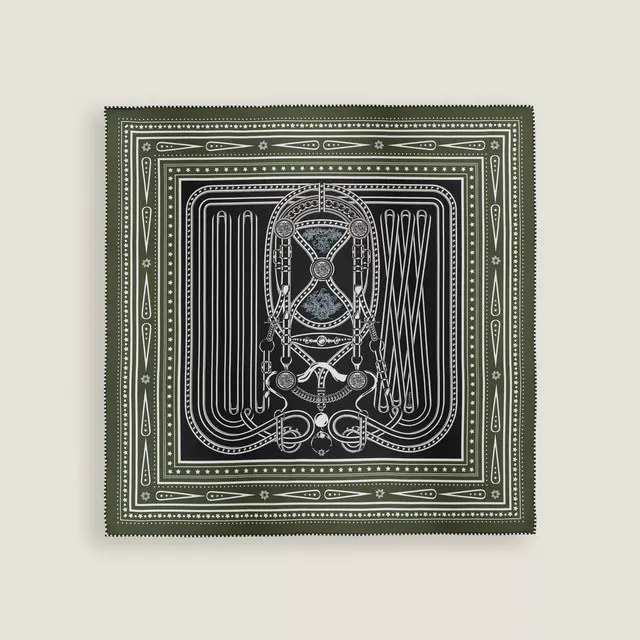 «Grand CelebrationBANDANA”55 Шелковый шарф