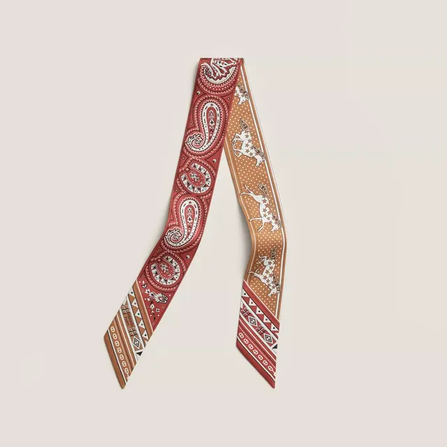 «Лошадь любви BANDANA”Twilly Маленький шелковый шарф
