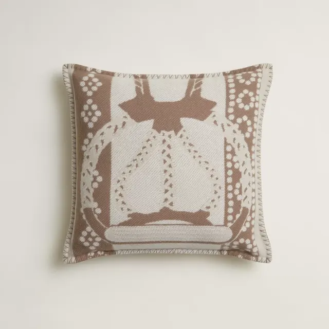 Подушка Stirrup Fantasy