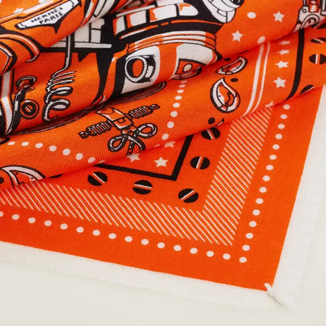 "Новые бранденбургские окраины BANDANA”65 Шарф