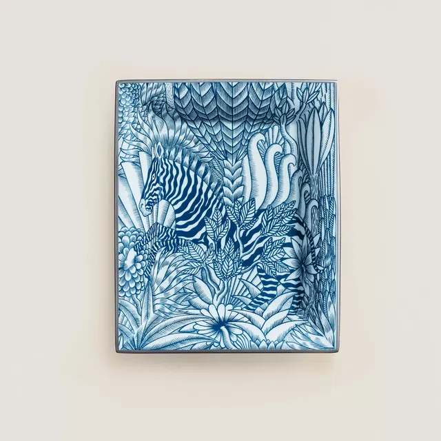 Zebre Camoufle Сменить лоток