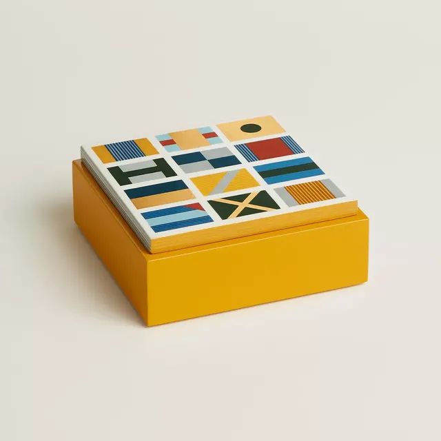 “Theoreme Геометрическая эмблема лошади "Организатор Box, Small