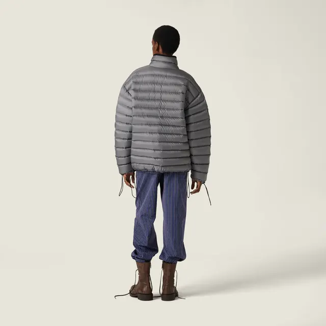 Легкая куртка Pong Puffer
