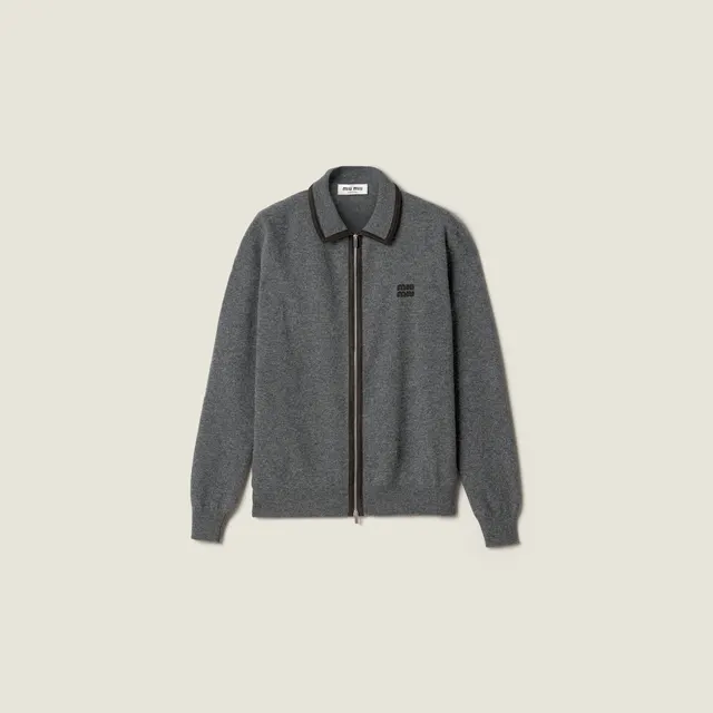 Шерстяной и кашемировый кардиган с замшевыми деталями