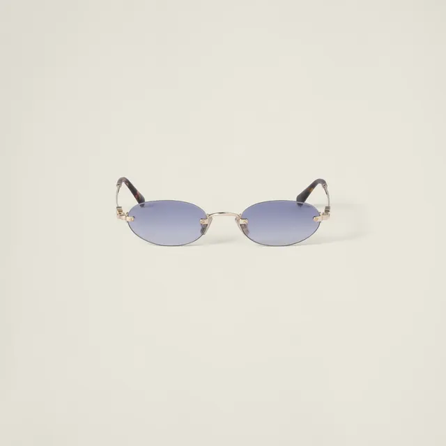 Солнцезащитные очки Miu Miu