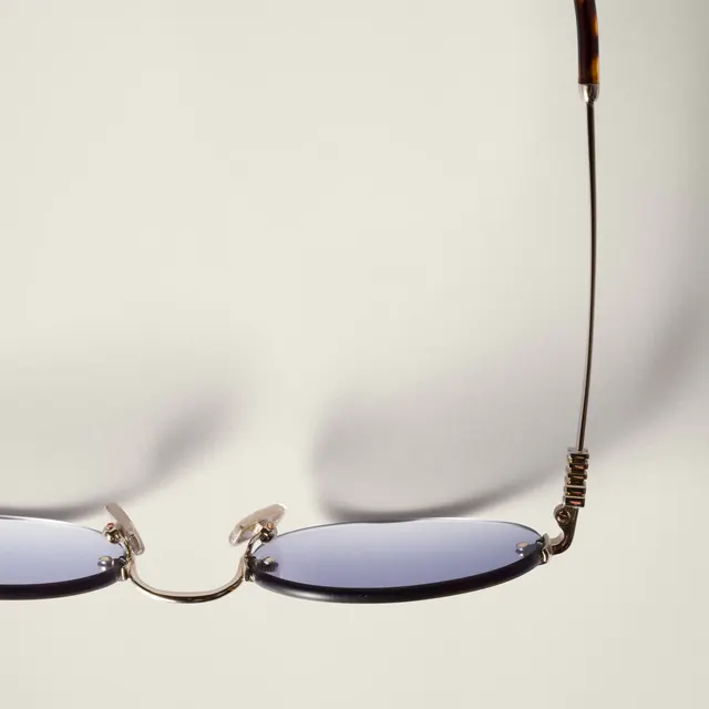 Солнцезащитные очки Miu Miu