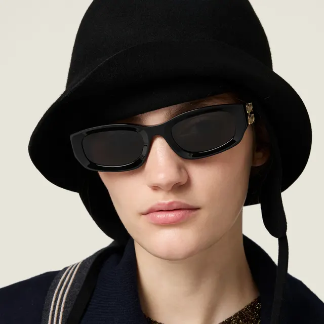 Солнцезащитные очки Miu Glimpse