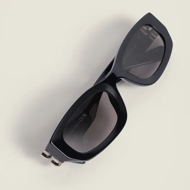 Солнцезащитные очки Miu Glimpse