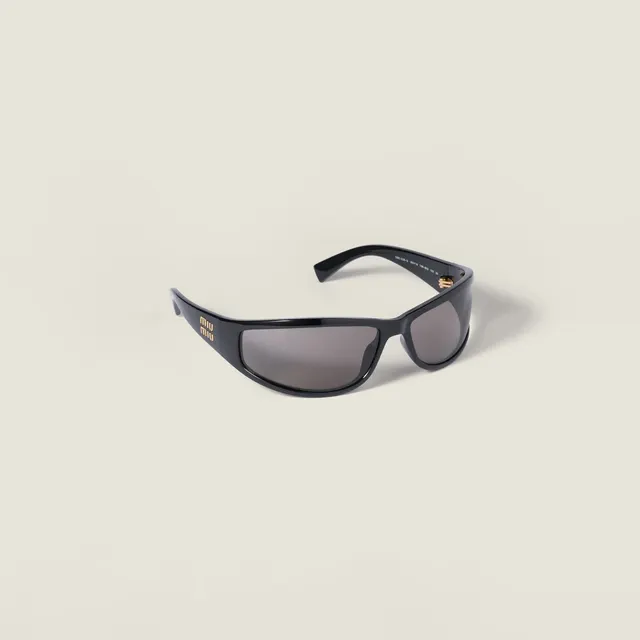 Коллекция солнцезащитных очков Miu Miu Eyewear