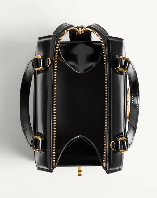 Сумка-боулинг Valentino Garavani Vain-Case из глянцевой телячьей кожи
