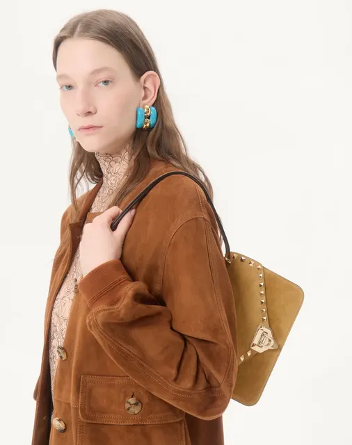 Маленькая сумка через плечо Valentino Garavani Rockstud из замши