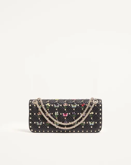 Сумка через плечо среднего размера Valentino Garavani Rockstud Spike из кожи наппа с вышивкой