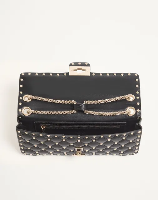 Сумка через плечо среднего размера Valentino Garavani Rockstud Spike из козьей кожи