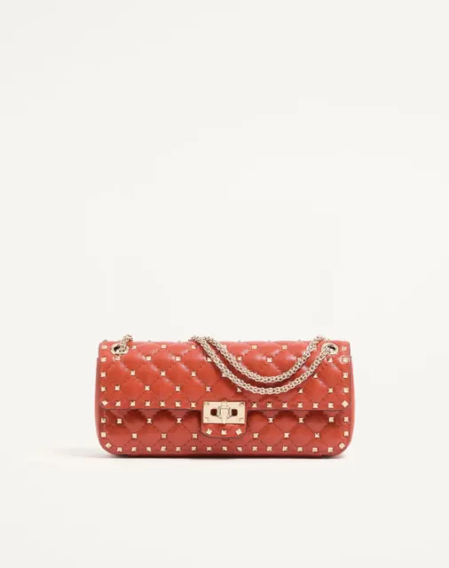 Сумка через плечо среднего размера Valentino Garavani Rockstud Spike из козьей кожи