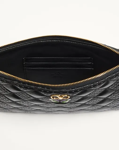 Клатч Flutterby Valentino Garavani из глянцевой кожи наппа с вышивкой в виде бабочки