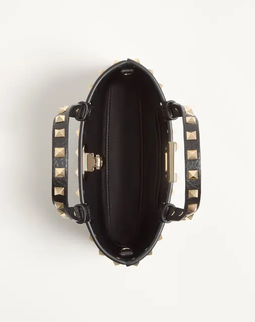 Мини-сумка-тоут Rockstud из зернистой телячьей кожи