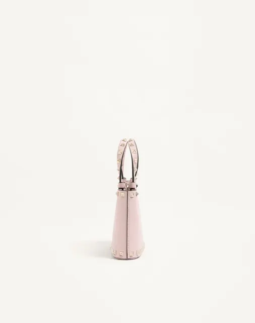 Мини-сумка-тоут Rockstud из зернистой телячьей кожи