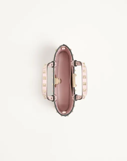 Мини-сумка-тоут Rockstud из зернистой телячьей кожи