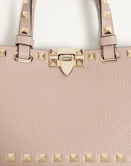 Мини-сумка-тоут Rockstud из зернистой телячьей кожи