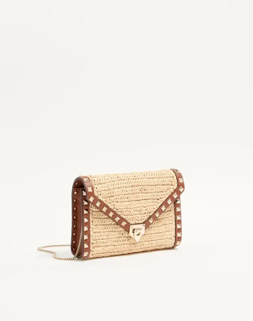 Мини-сумка через плечо Rockstud из рафии